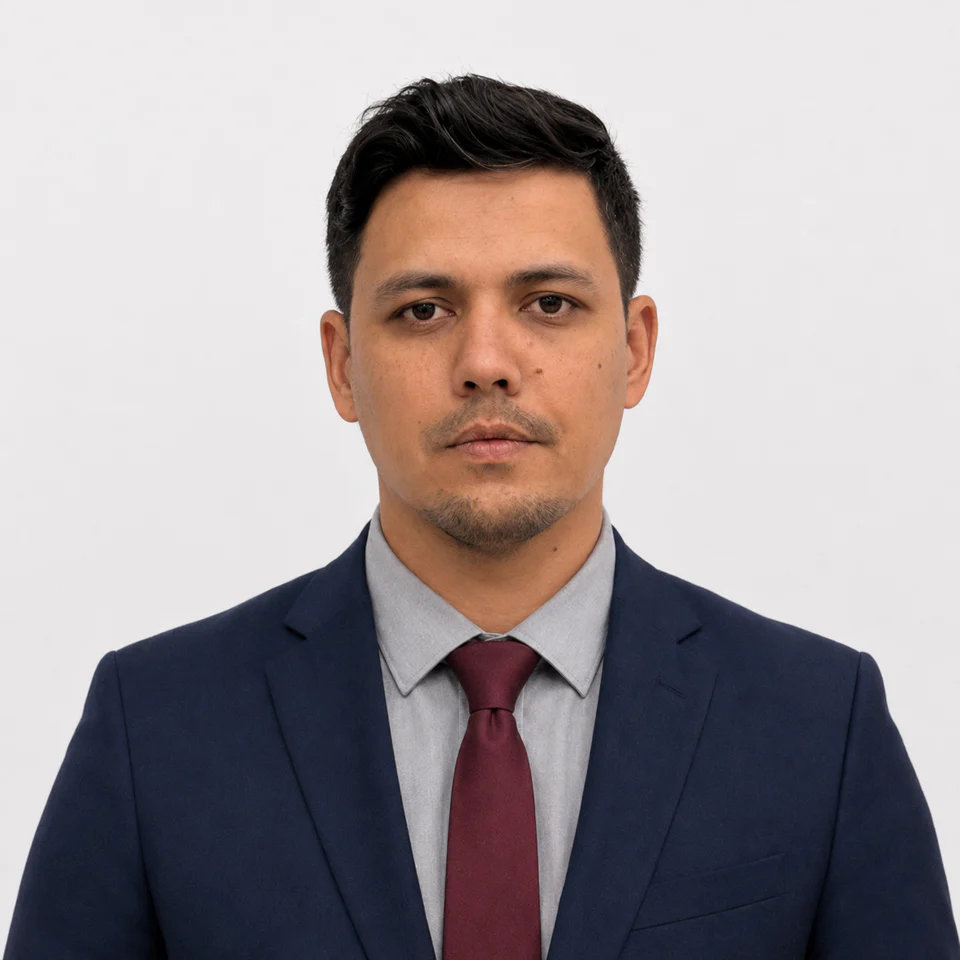 Portrait of Kerim Balkanov, Co-Founder and Senior Counsel